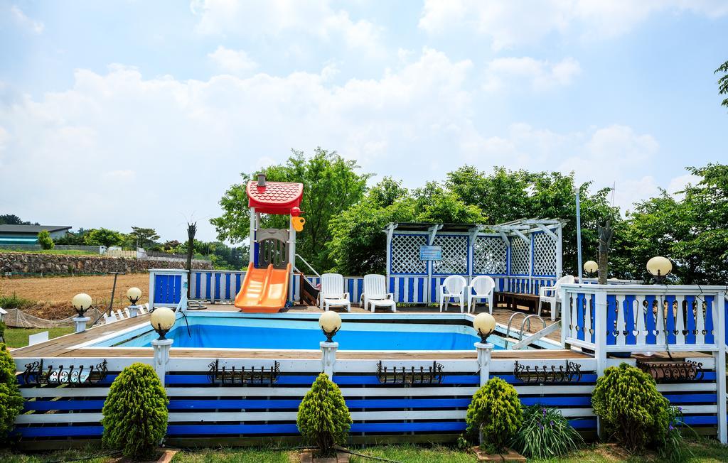 Polaris Tourist Pension คยองจู ภายนอก รูปภาพ