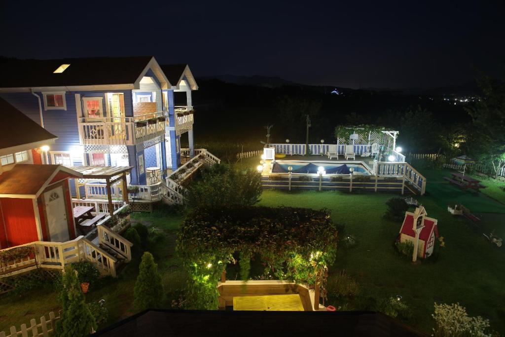 Polaris Tourist Pension คยองจู ภายนอก รูปภาพ