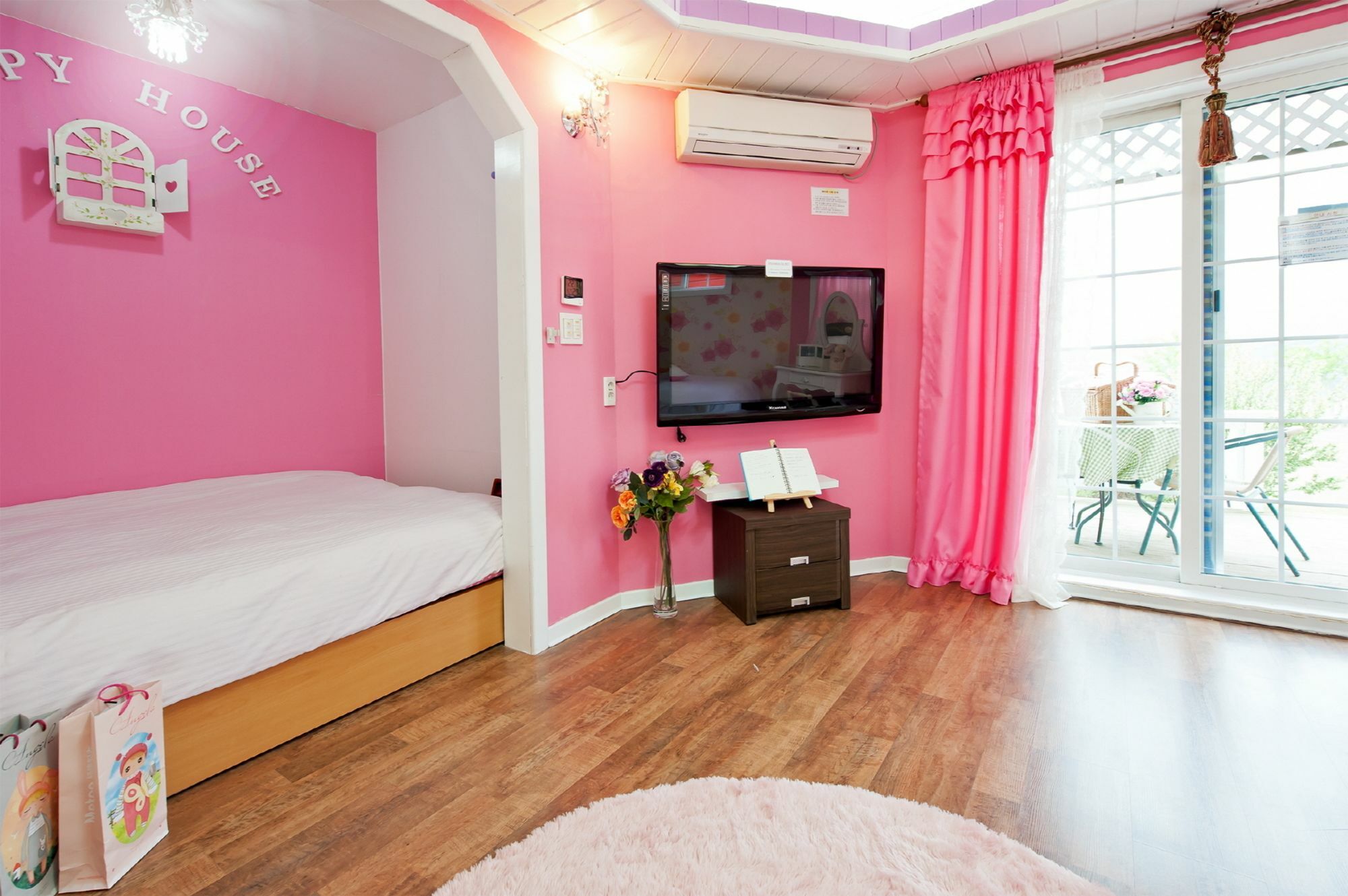 Polaris Tourist Pension คยองจู ภายนอก รูปภาพ