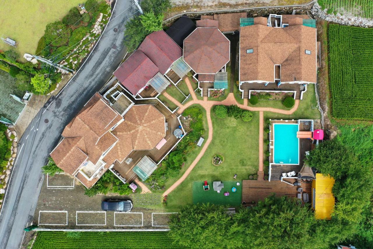 Polaris Tourist Pension คยองจู ภายนอก รูปภาพ